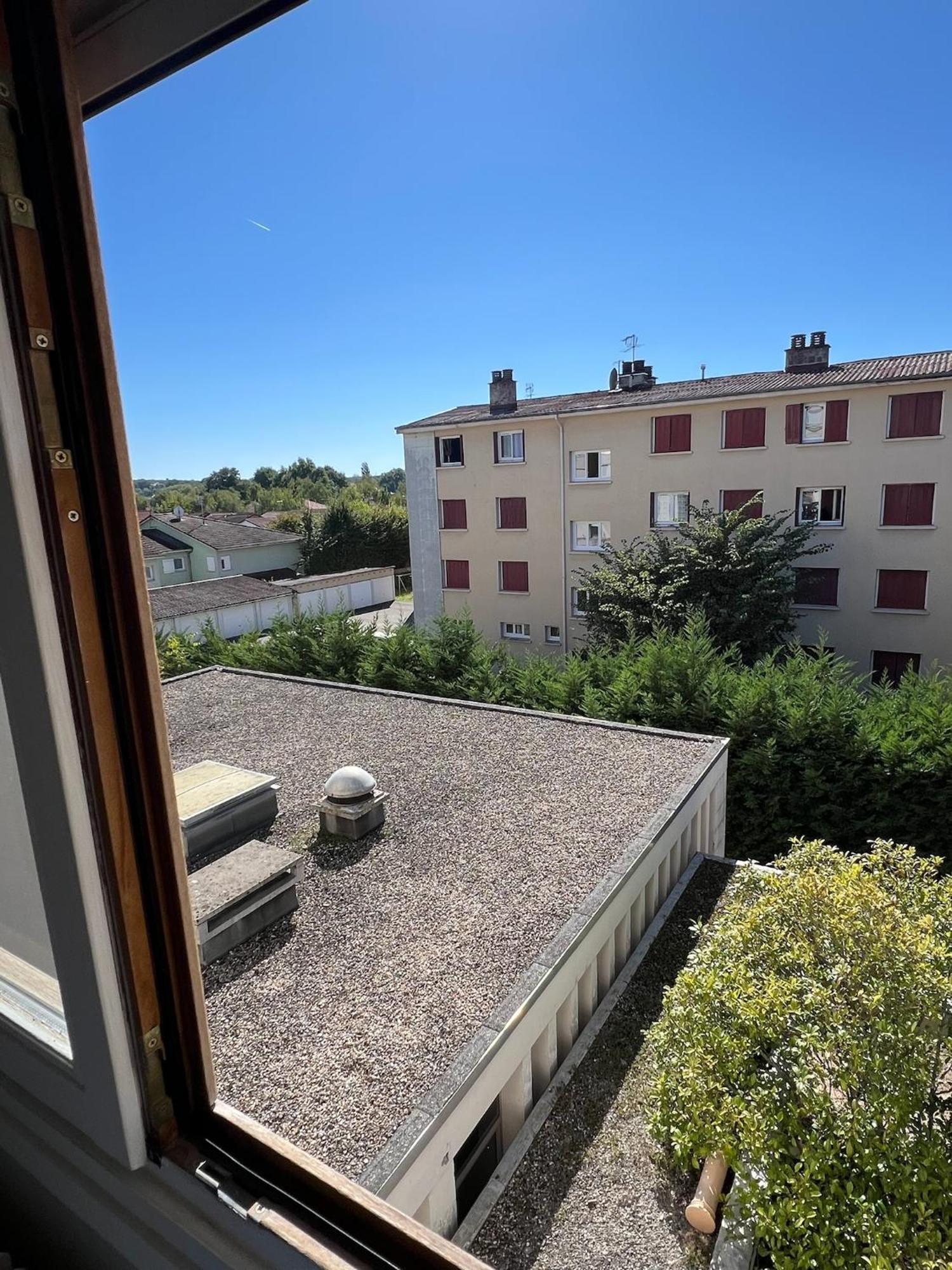 Appartement Chaleureux Pour Un Sejour Confortable Bourg-en-Bresse Kültér fotó